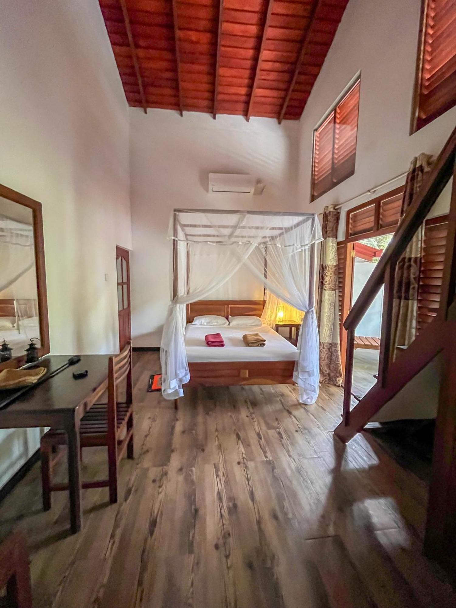 Abraham Beach House Tangalle Exterior photo